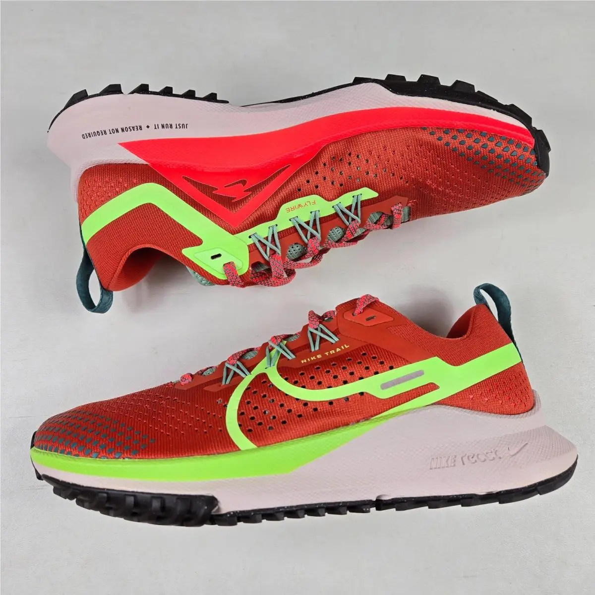Nike shoes - DJ6159801 - DJ6159-801 - Orange / Green 3