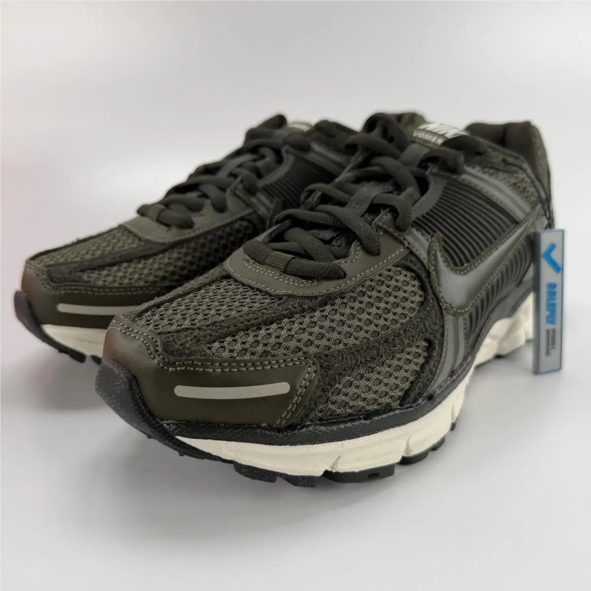 Nike Zoom Vomero 5 Sequoia Cargo Khaki Womens 10.5 FQ8898-325 Running Shoes