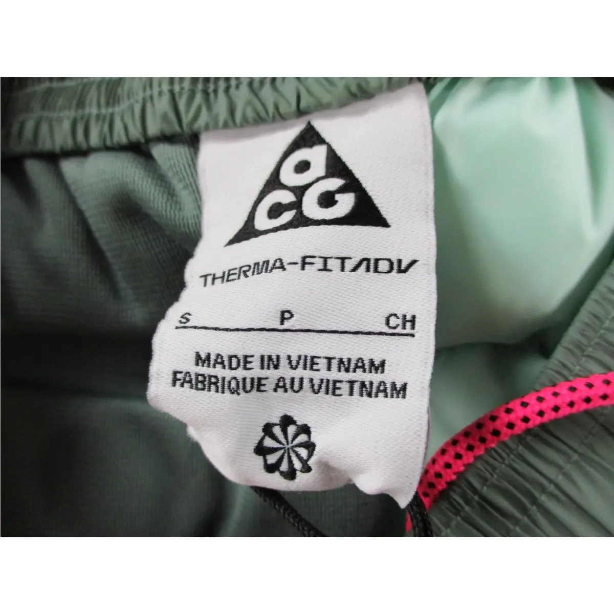 Nike clothing - Green 9