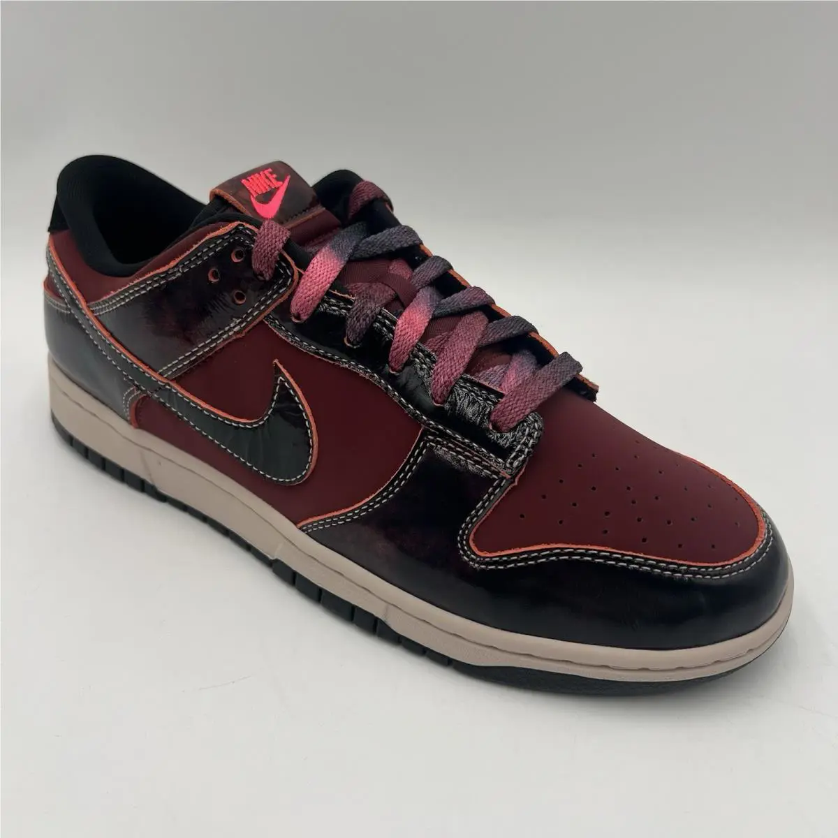 Nike Dunk Low SE Panda Monium Pack Red HQ1965 600 Mens Size 10.5 Sneakers