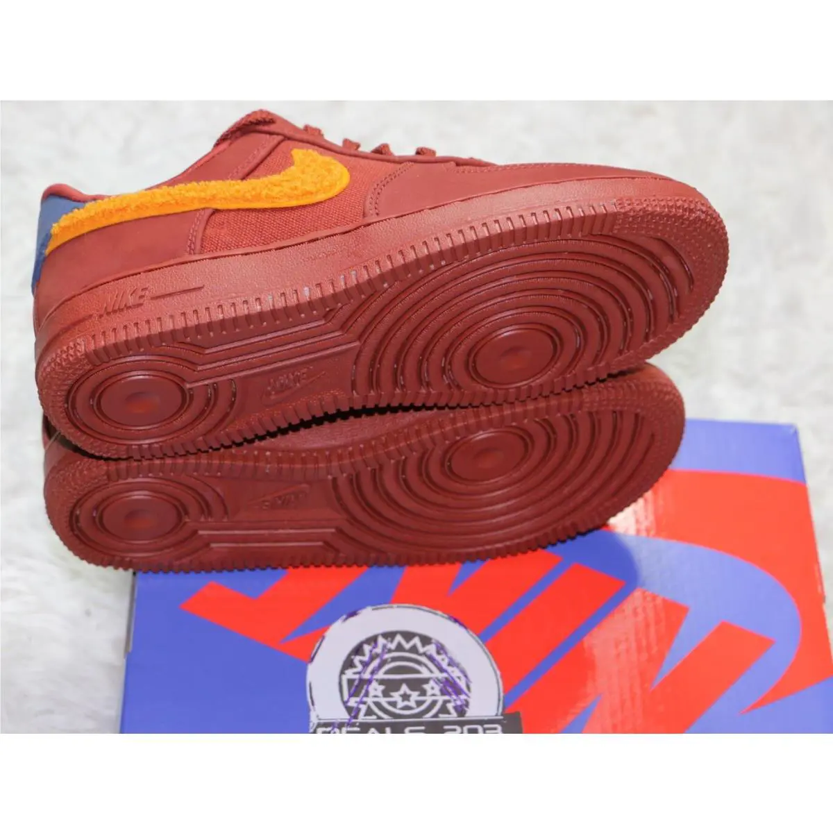 Nike shoes - DX9285-600 - DX9285-600 - Brown (UPC: 0196152948908) 4