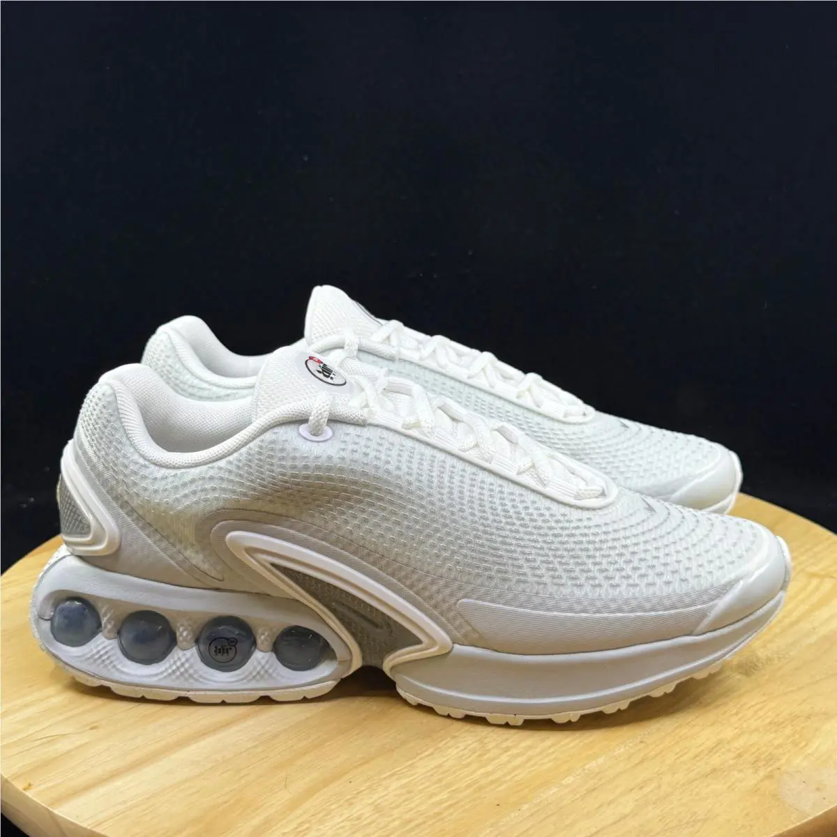 Nike shoes - White 2