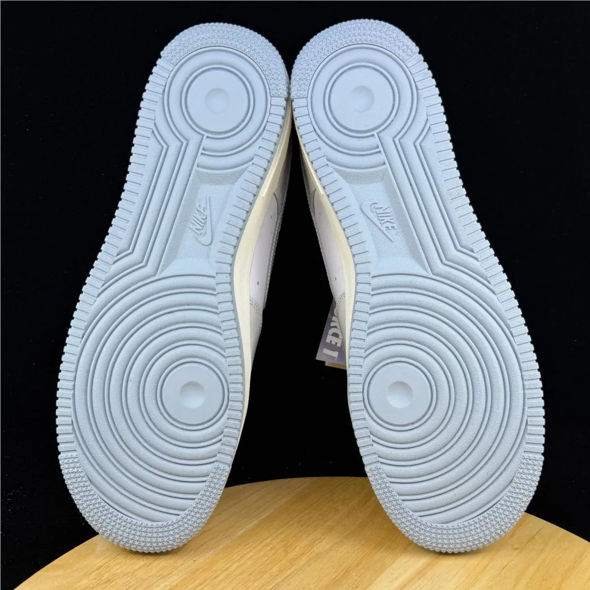 Nike shoes - White 8