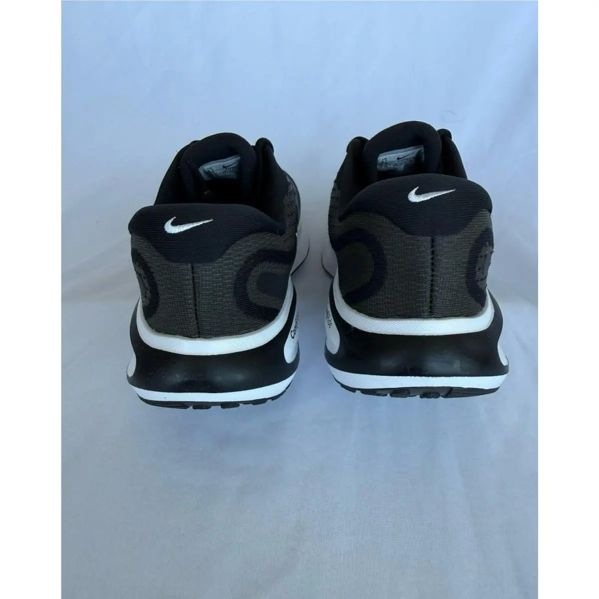Nike shoes - Nike Essentialist - Essentialist - BLACK / WHITE 2