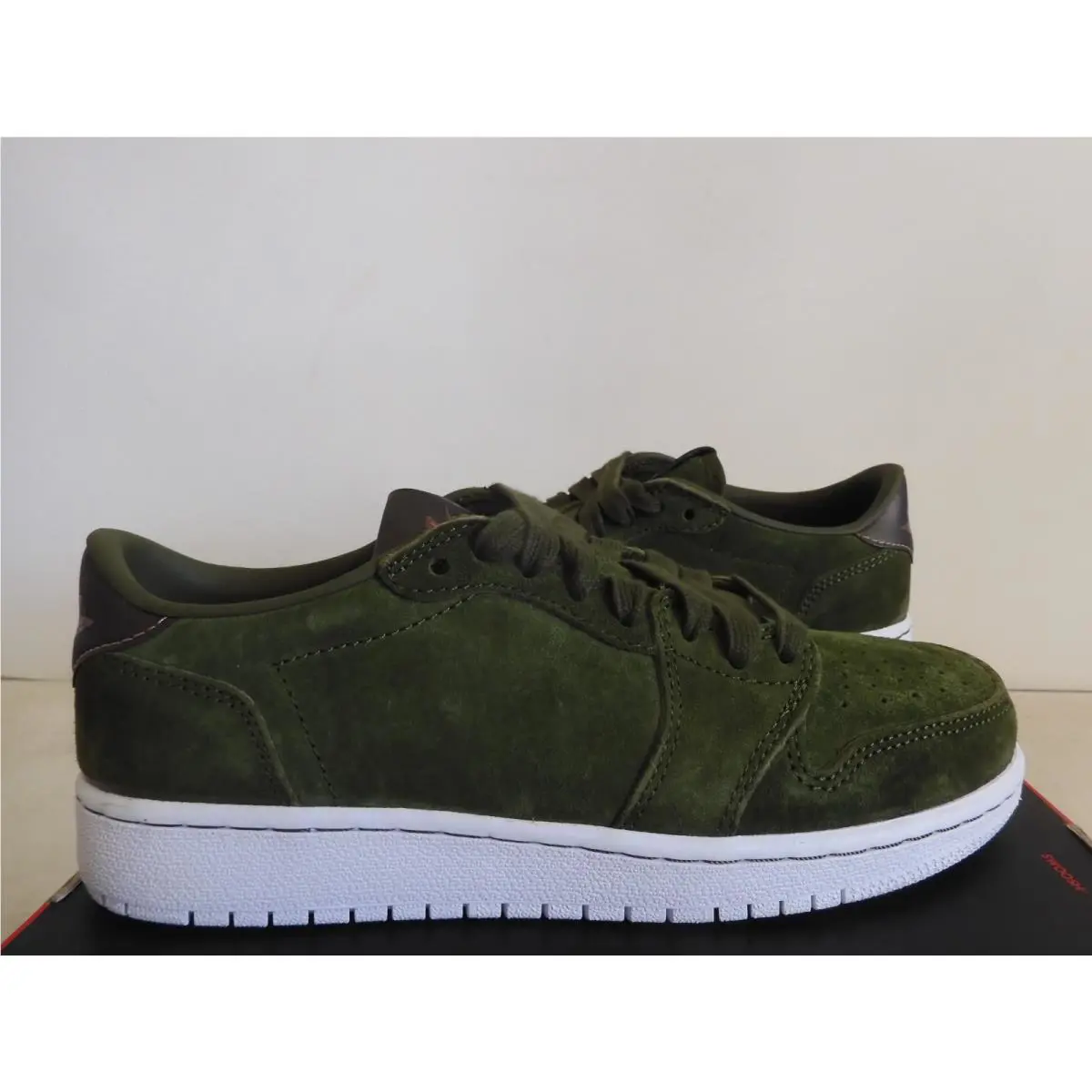 Nike shoes - Air Jordan 1 - Air - Green (UPC: 885176592579) 0