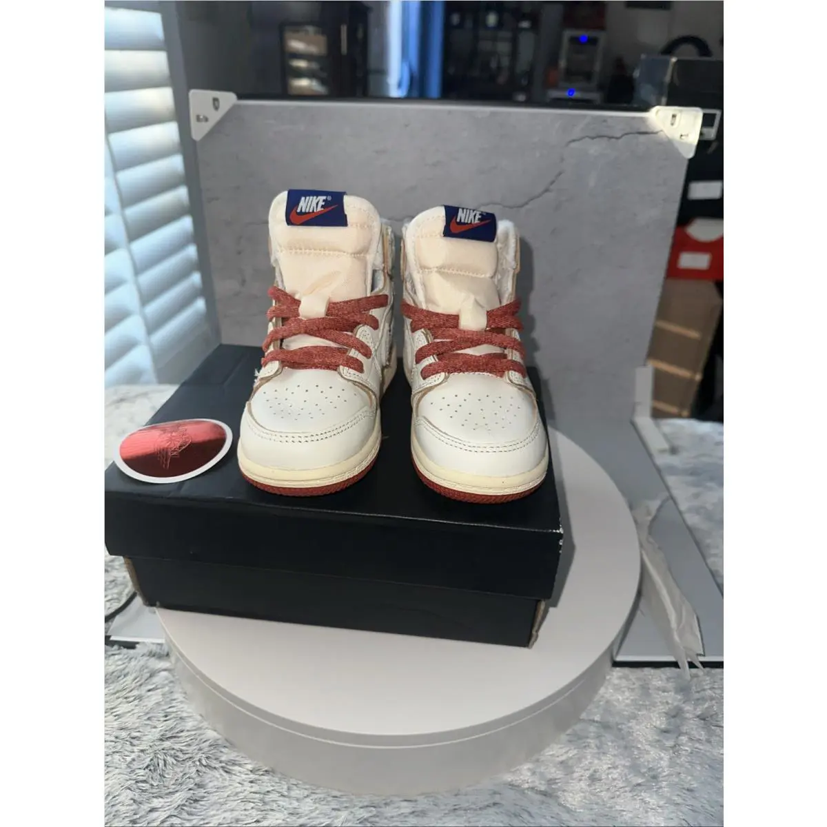 Nike shoes - Jordan 1 - FD2598 100 - Sail/Cinnabar-Light Bone 1