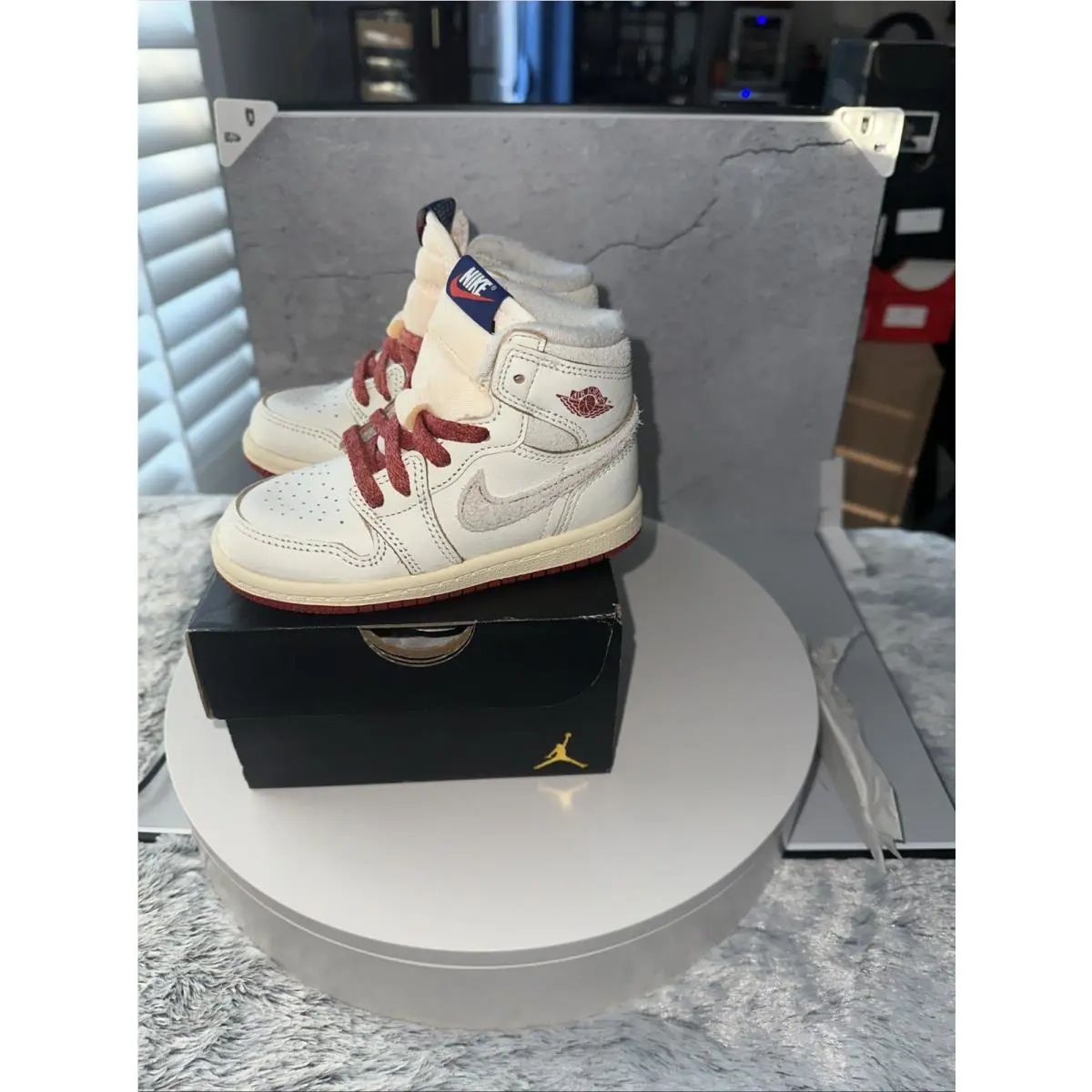 Nike shoes - Jordan 1 - FD2598 100 - Sail/Cinnabar-Light Bone 4