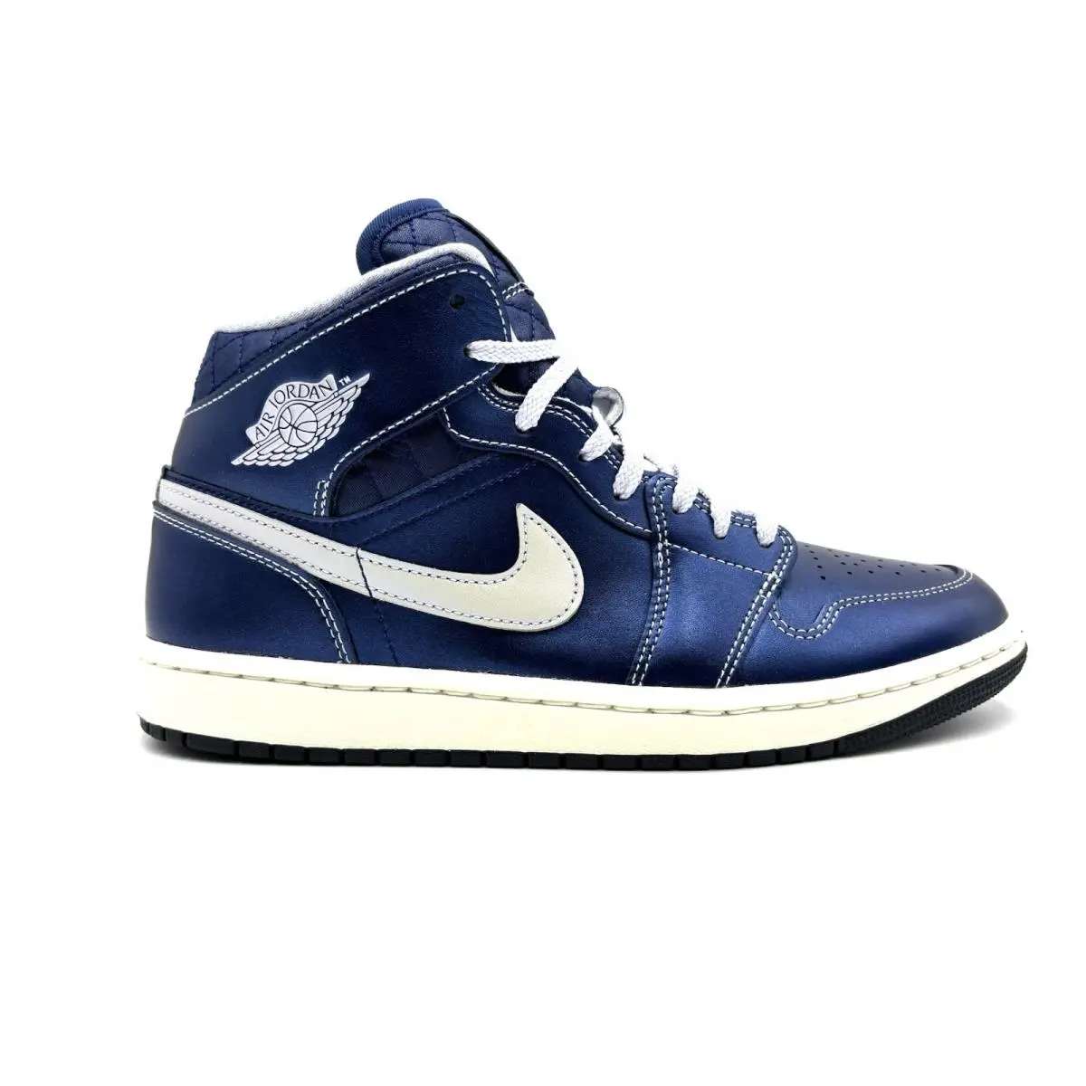 Nike shoes - Air Jordan 1 Mid SE - IM5128-001 - Blue 1