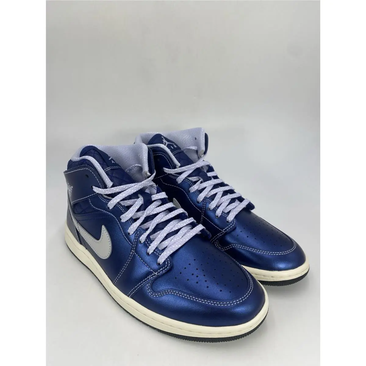 Nike shoes - Air Jordan 1 Mid SE - IM5128 001 - Black/Ghost-Coconut Milk (UPC: 198482673734) 3