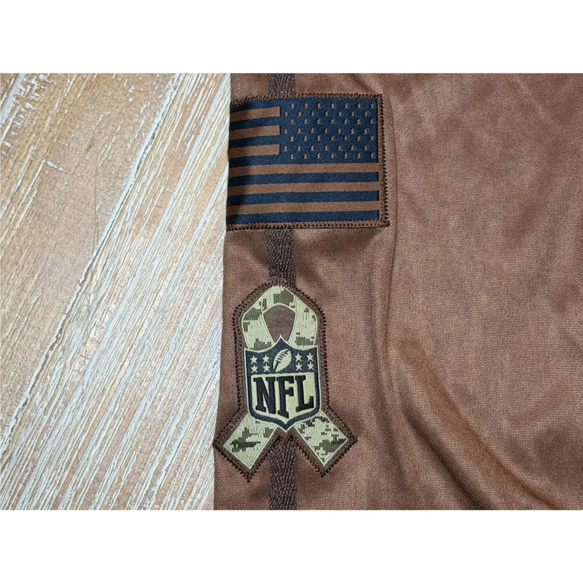 Nike clothing - Brown 4