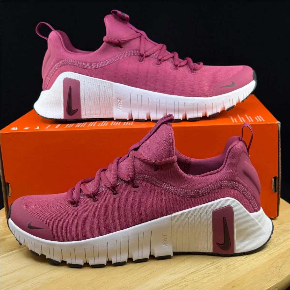Nike Free Metcon Sweet Beet FJ7126-609 Women’s Size 10.5 / Men’s Size 9