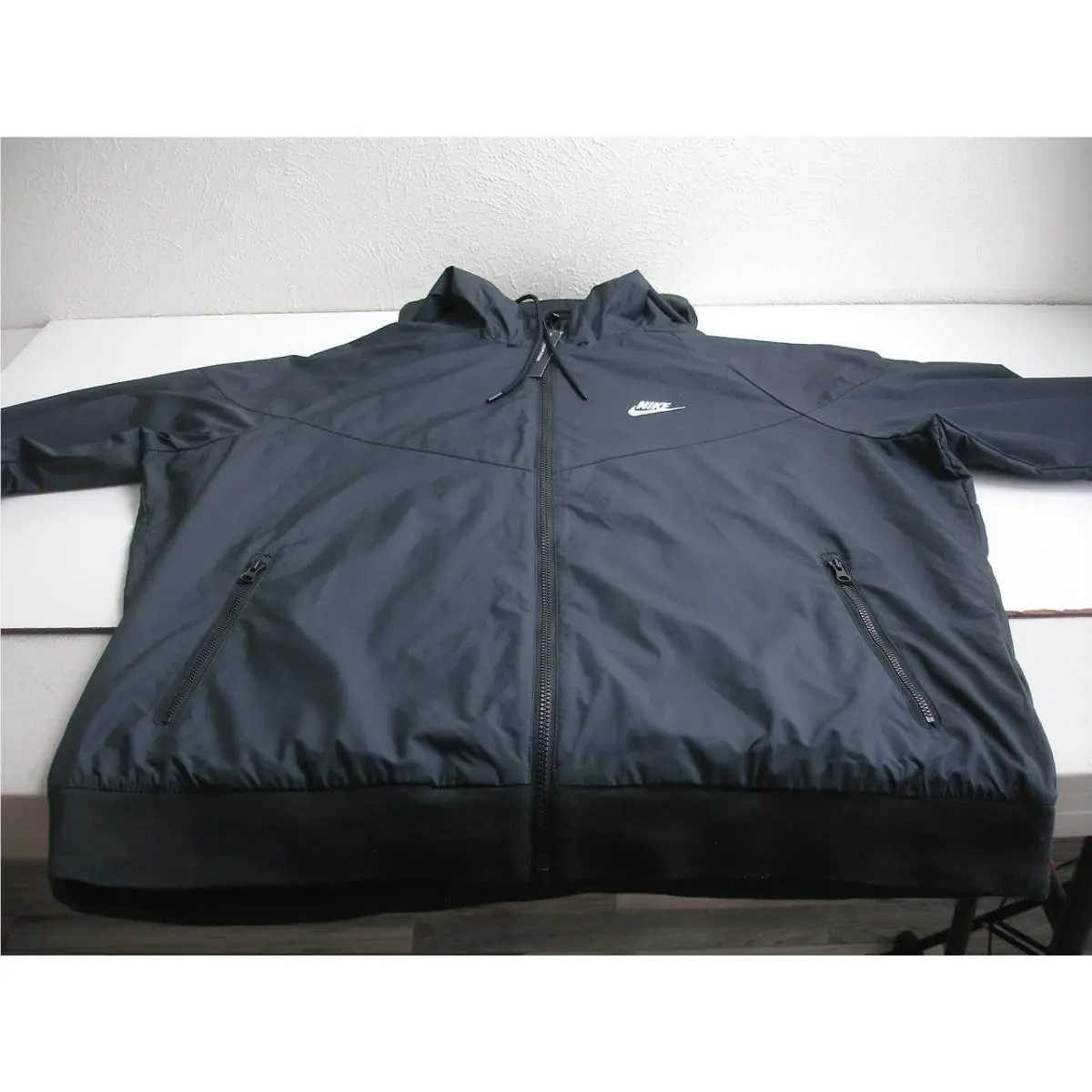 Nike clothing - Nike Woven Windrunner - Woven Windrunner - Black 7