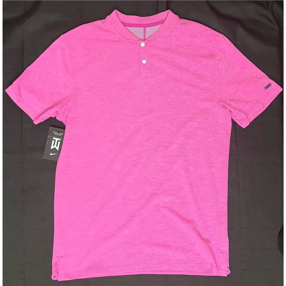 Nike clothing - TW Tiger Woods AeroReact Mock Blade Polo - Hyper Magenta 6