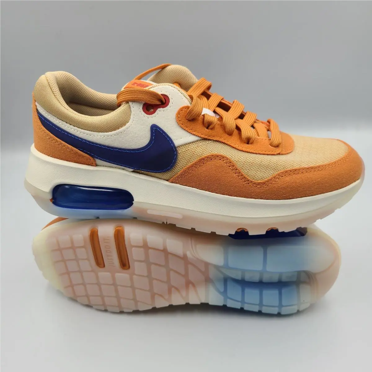 Nike Air Max Motif Size 4.5Y or 6.0W DH9388 200