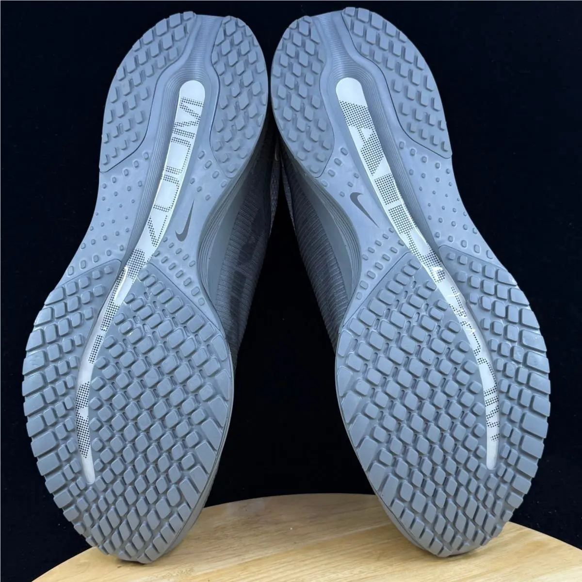 Nike shoes - Gray 7