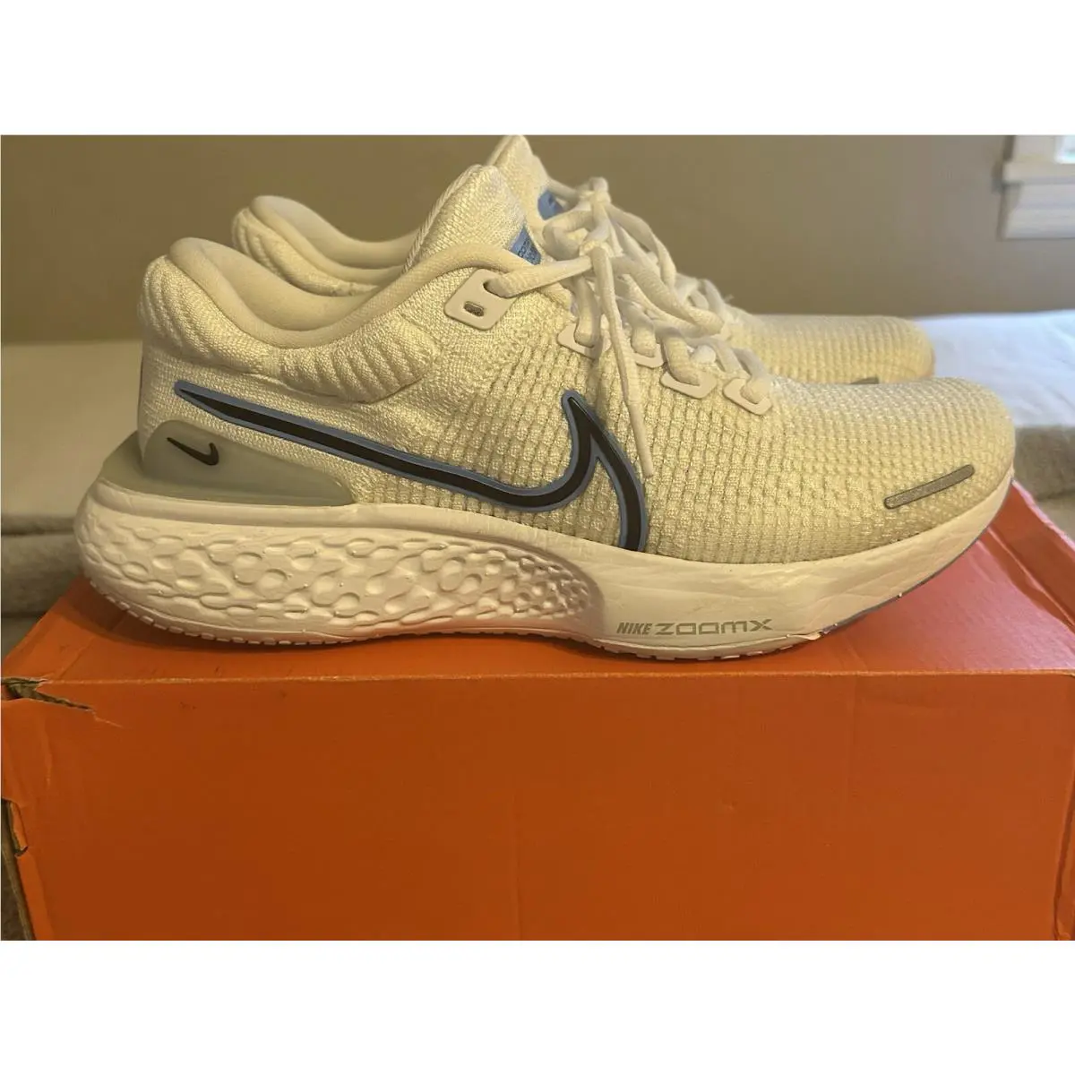 Nike shoes - Nike ZoomX Invincible - ZoomX Invincible - DH5425 - White/Black/University Blue (UPC: 00195866197336) 5