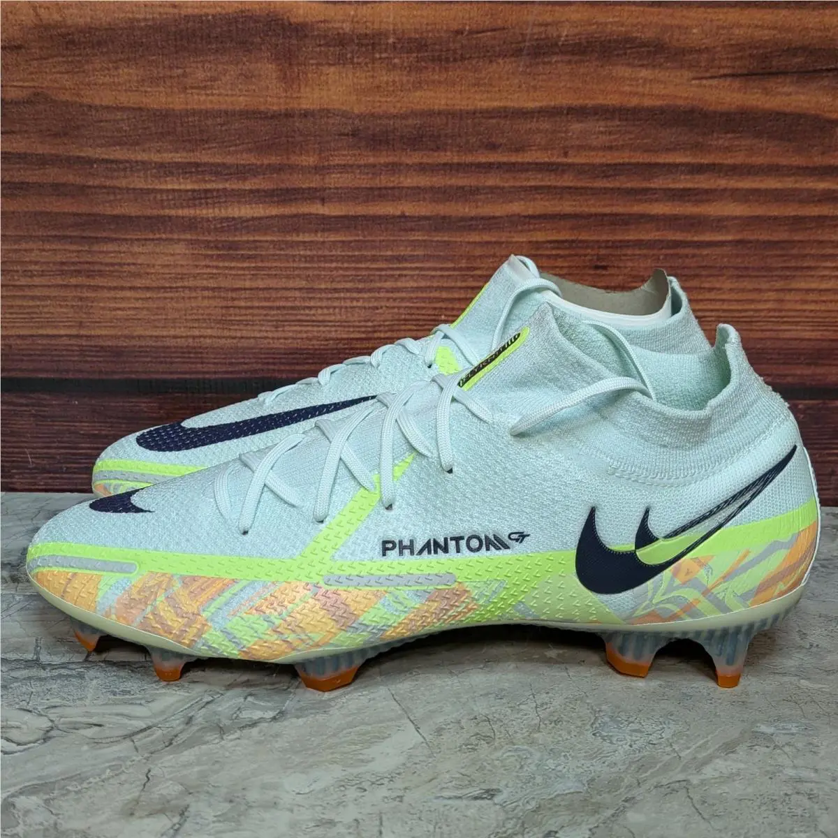 Nike shoes - Nike Phantom GT2 Elite FG - CZ9889-343 - Green (UPC: 196149077758) 0