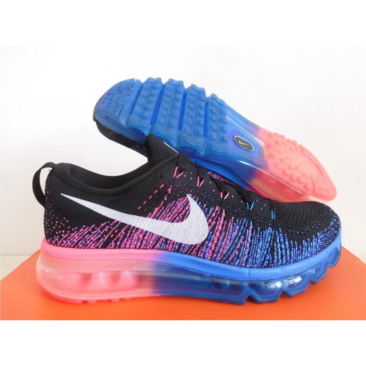 Nike Flyknit Max Black-white-photo Blue-hyper Punch Womens Sz 7.5 620659-002