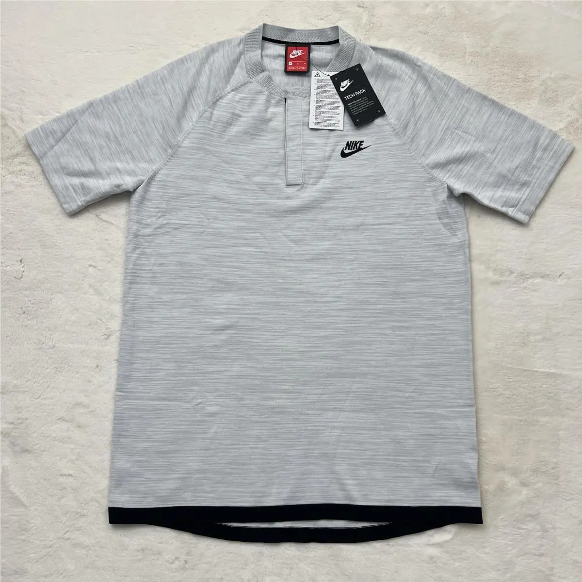 Nike Sportswear Tech Knit Henley Shirt Men’s Size M