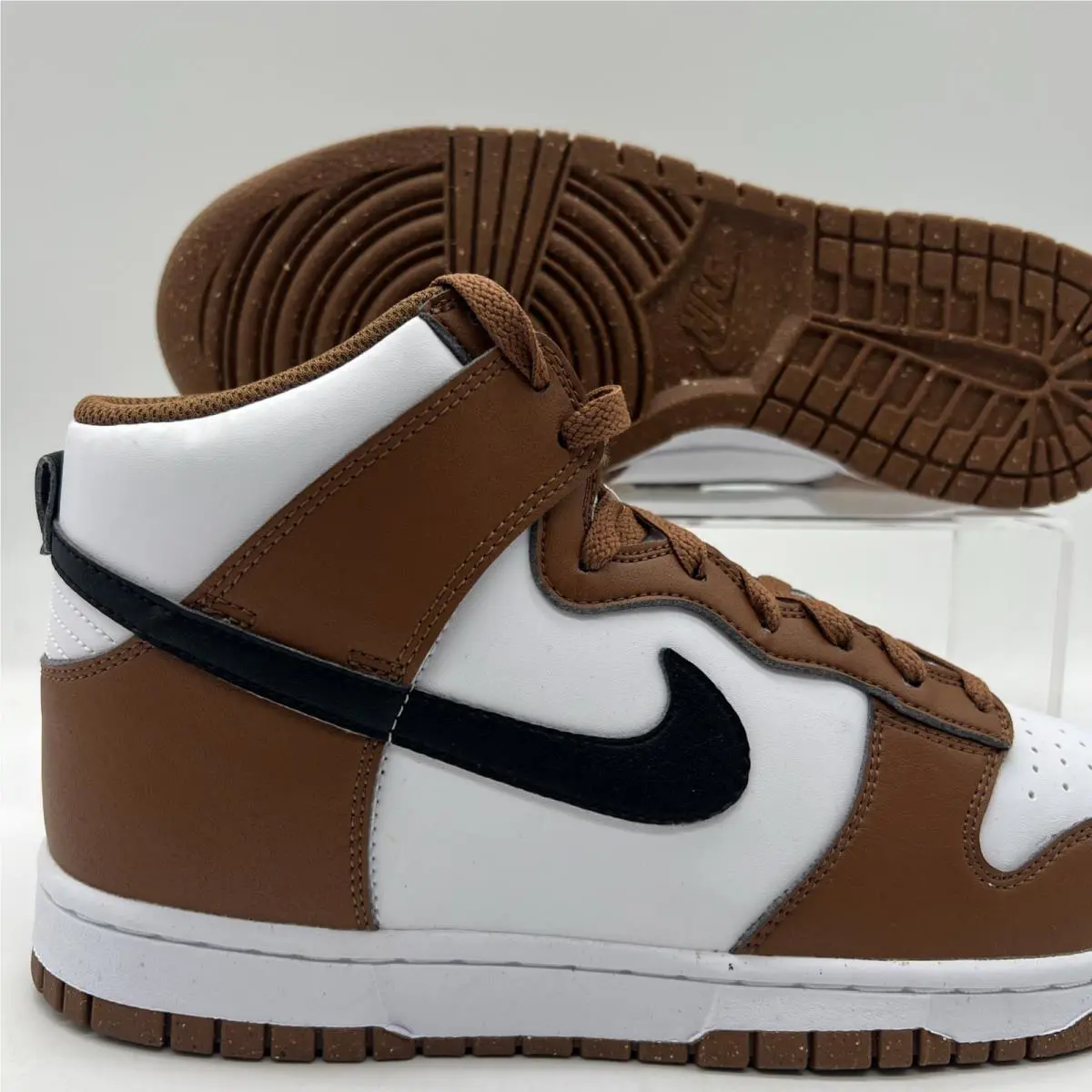 Nike shoes - Nike Light - Light - FV5960 200 - Brown 1