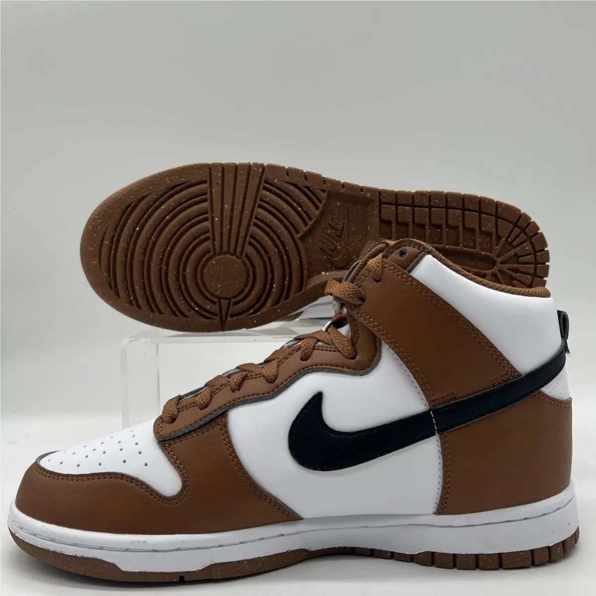 Nike shoes - Nike Light - Light - FV5960 200 - Brown 2