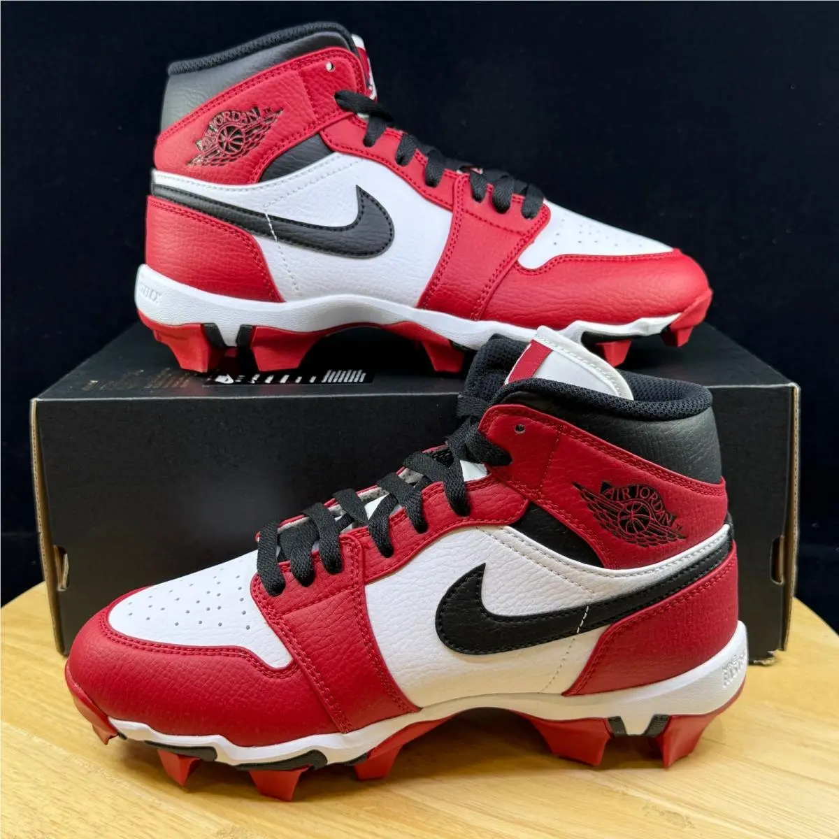 Nike Air Jordan 1 Mid Youth Cleat Chicago Baseball Football HF6883-106 Size 3.5Y