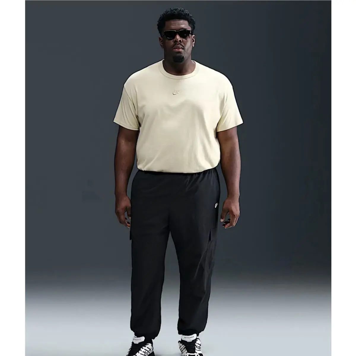 Nike Men`s Club Woven Cargo Pants Drawstring Softshell Athletic Black- Size L