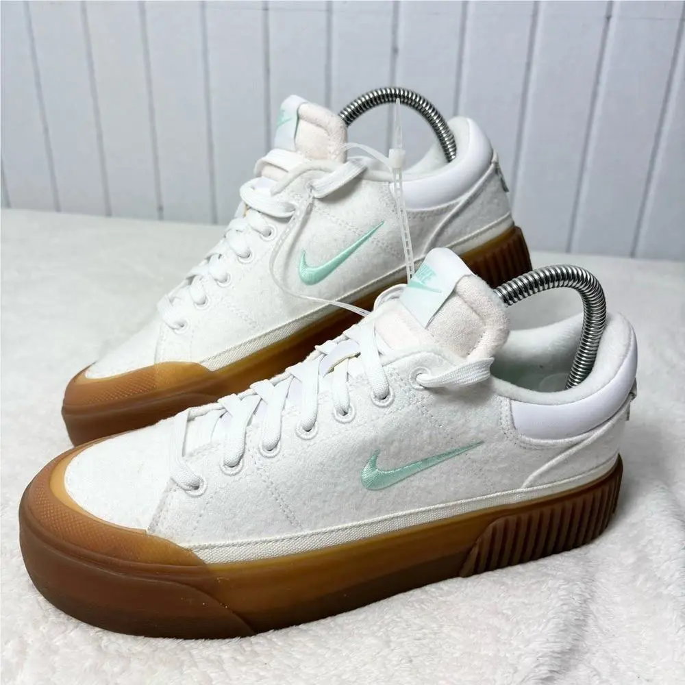 Nike shoes - White 6