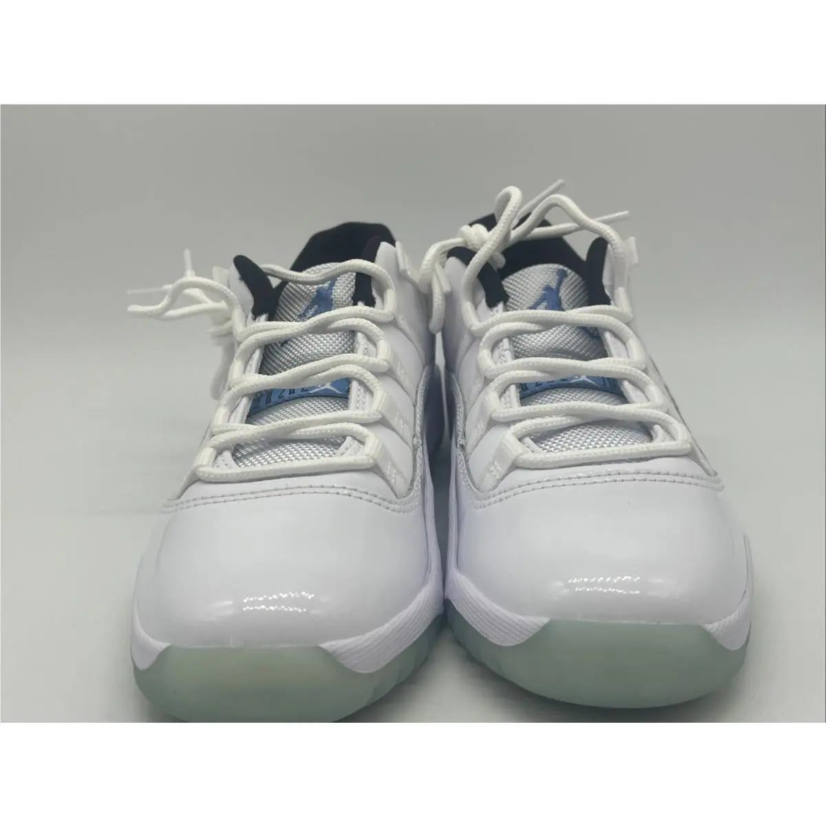 Nike shoes - Jordan 11 - White 2