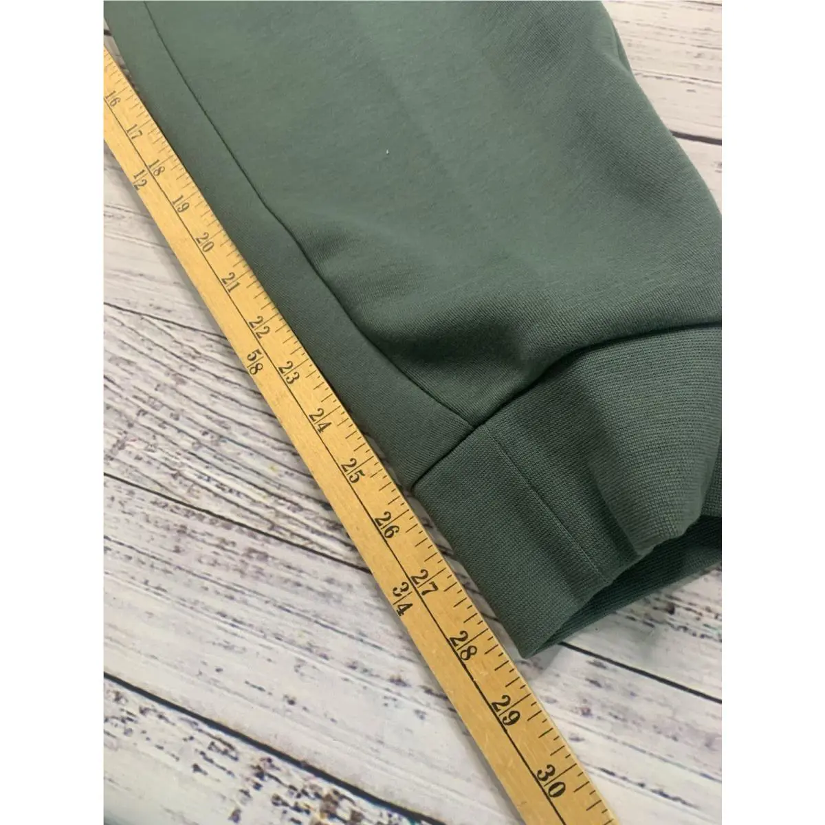 Nike clothing - Nike Primary - Primary - FZ0975110 HV0959338 - Green 2