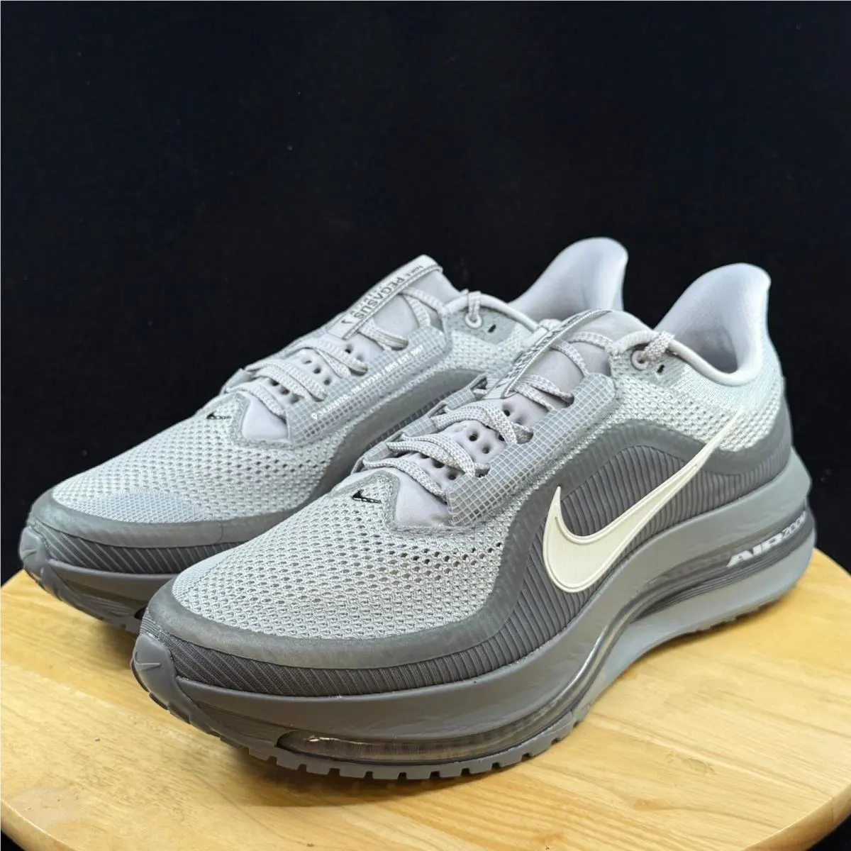 Nike shoes - Gray 0