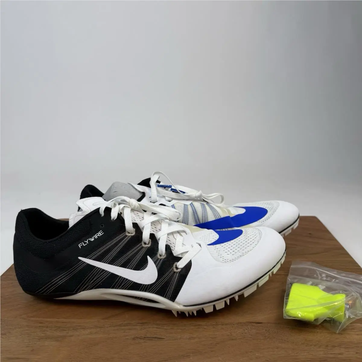 Mens Nike Zoom JA Fly 2 White Race Blue Track Sneakers Shoes Size 12 D