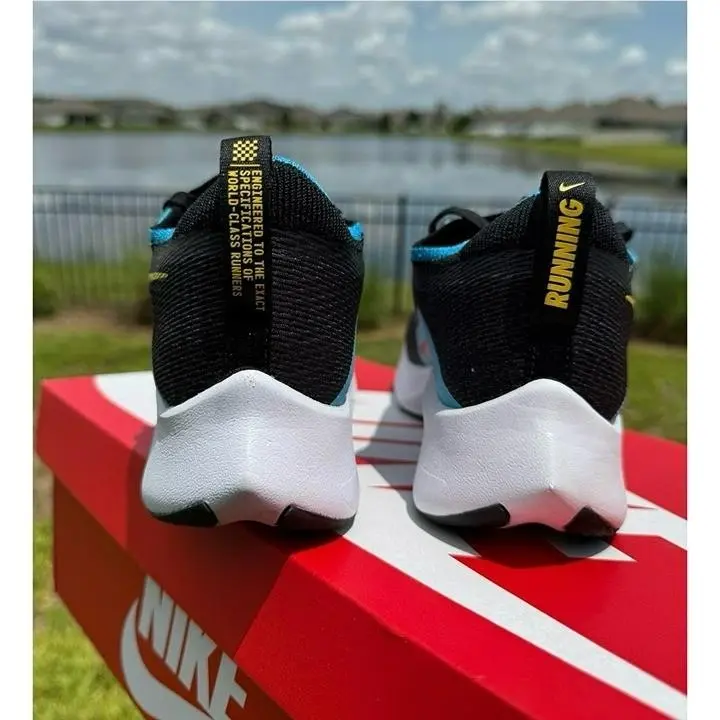 Nike shoes - Nike Essentialist - Essentialist - black / blue 1
