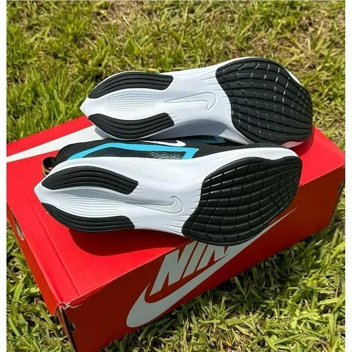Nike shoes - Nike Essentialist - Essentialist - black / blue 2