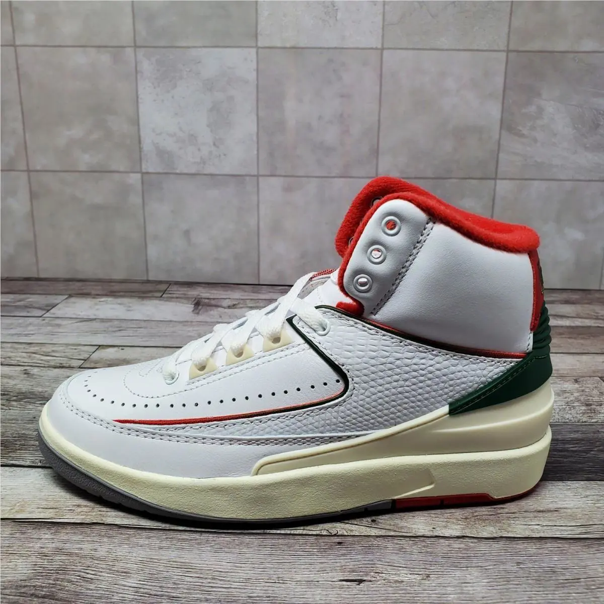 Nike shoes - Air Jordan 2 Retro GS - White 3