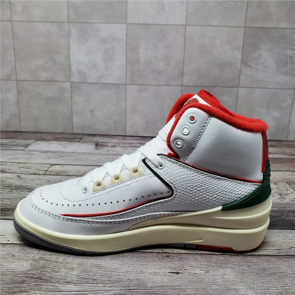 Nike shoes - Air Jordan 2 Retro GS - White 7
