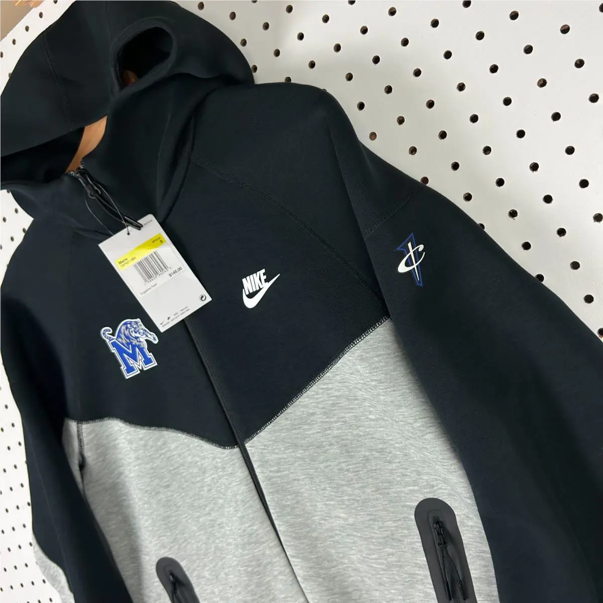 Nike clothing - Gray 1