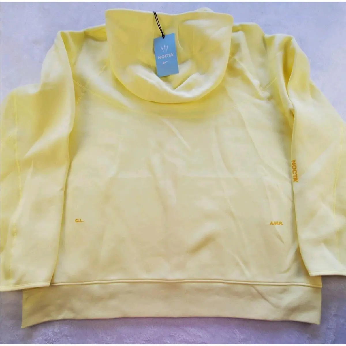 Nike clothing - Yellow 1