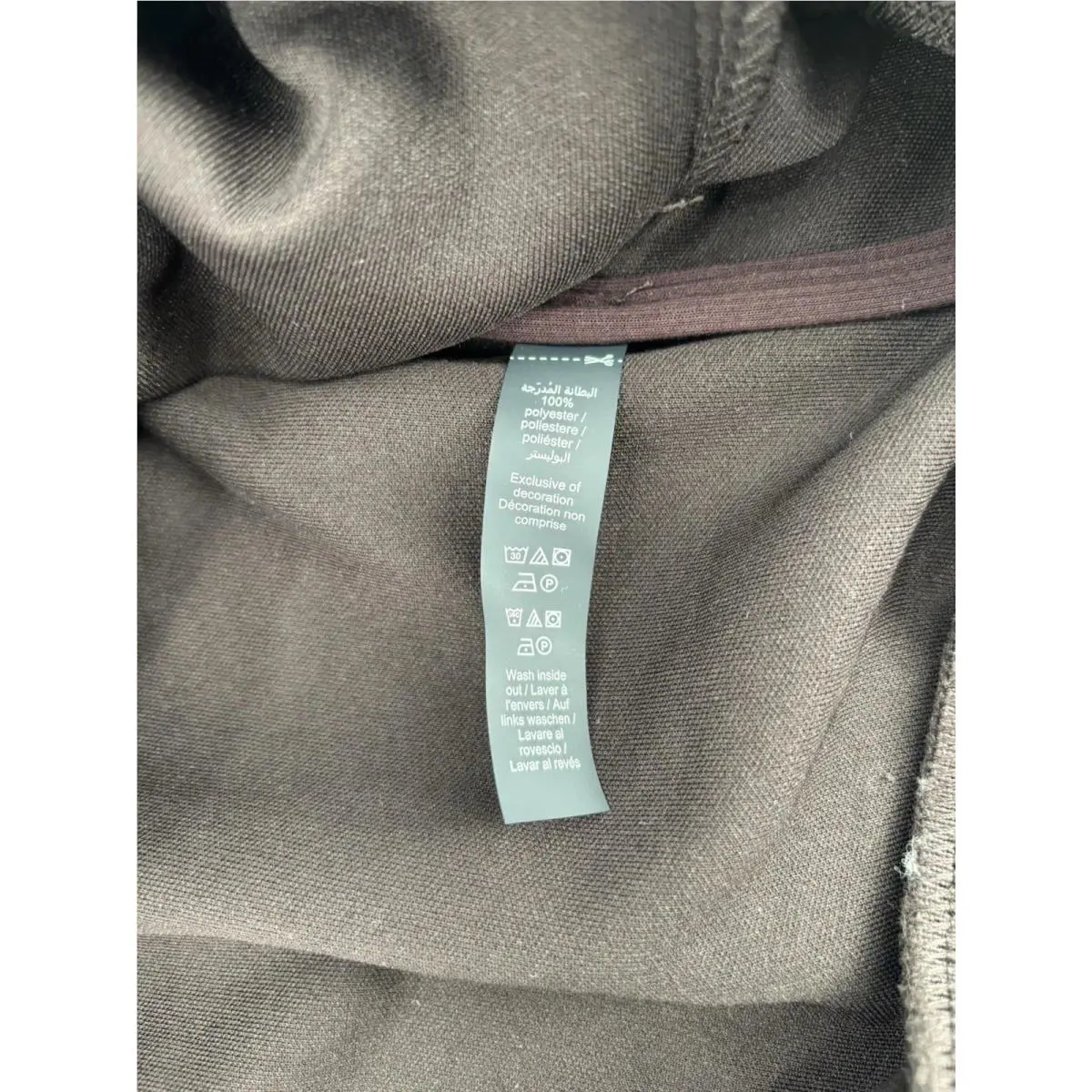 Nike clothing - Currant 4