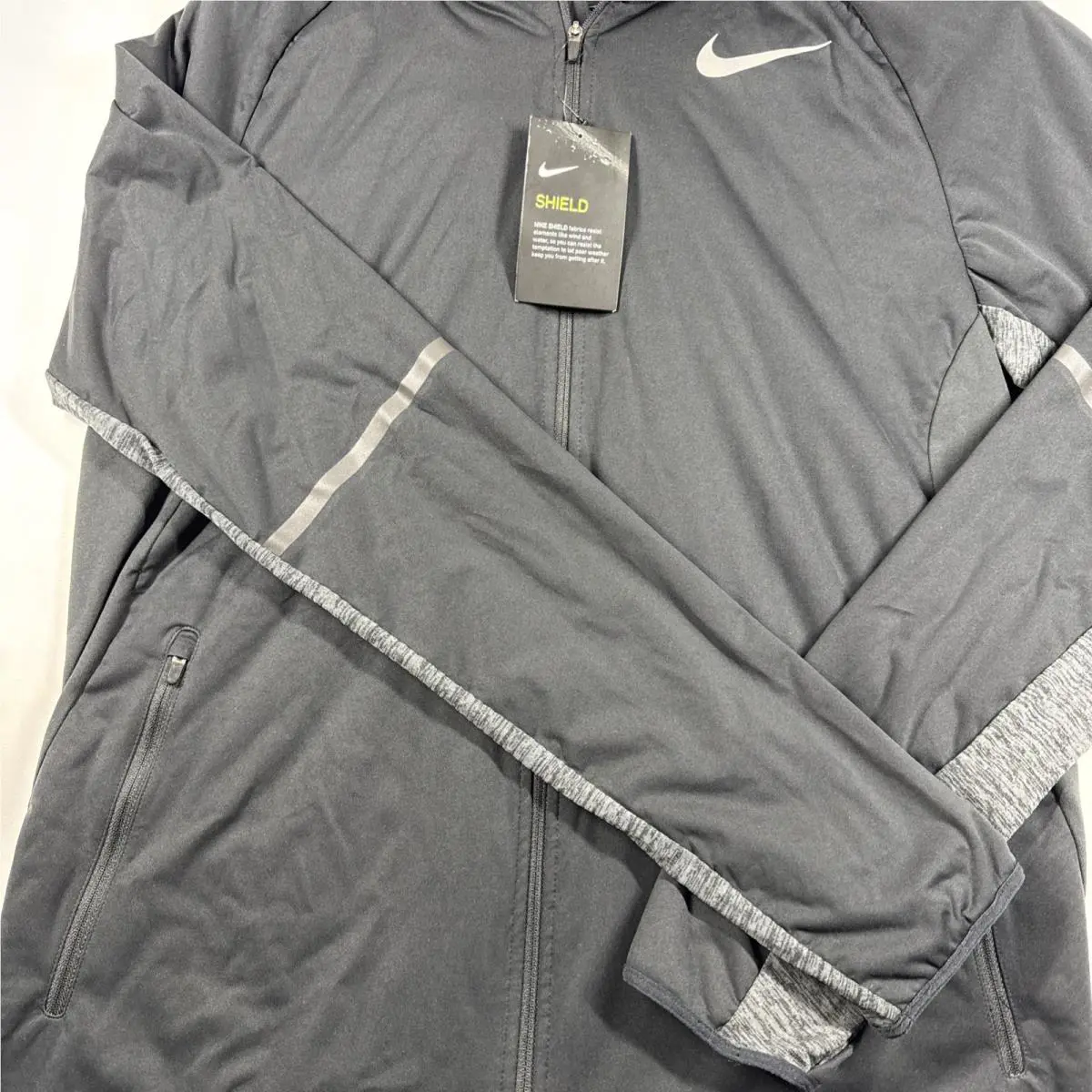 Nike clothing - Nike Shield - Shield - Black 3
