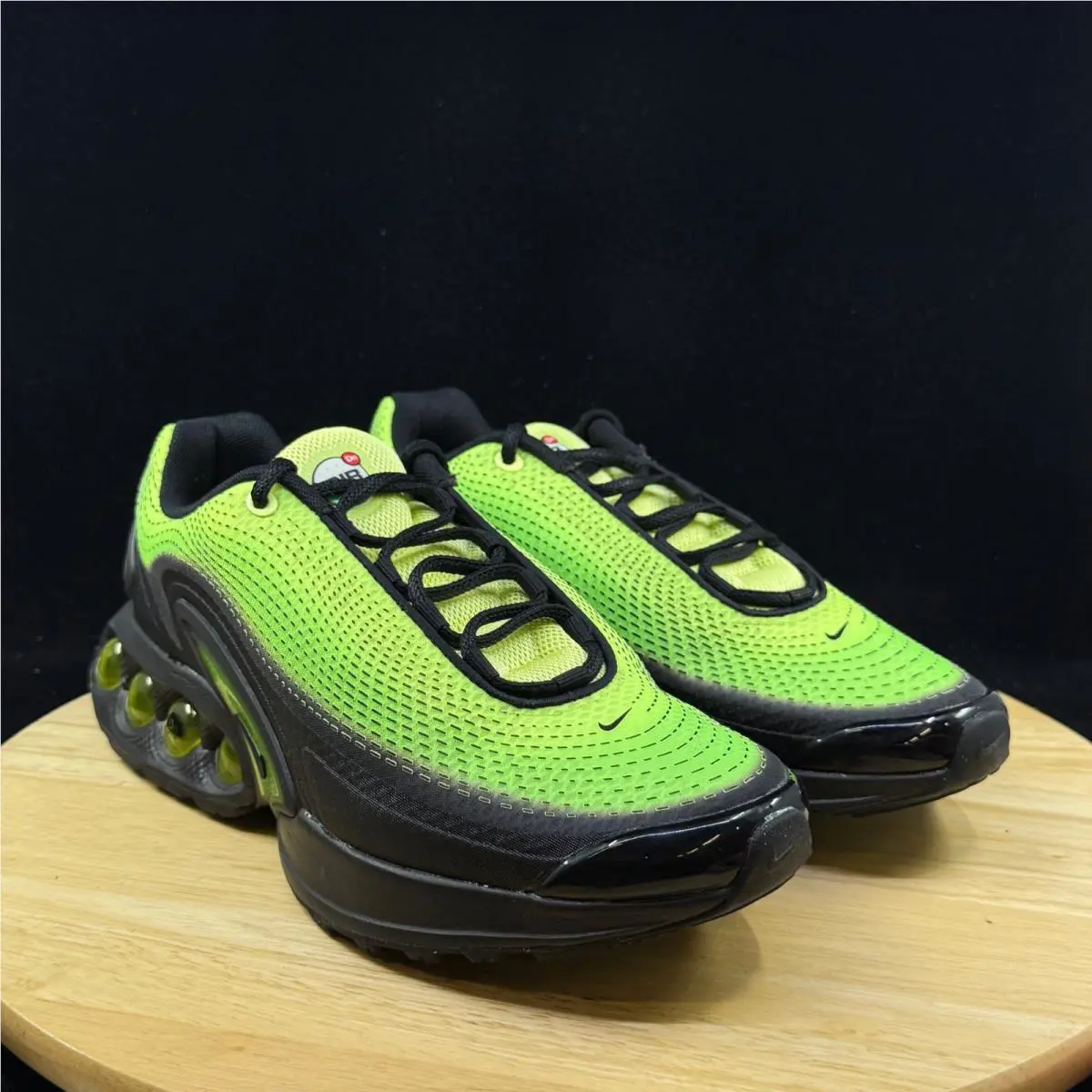 Nike shoes - Green 2