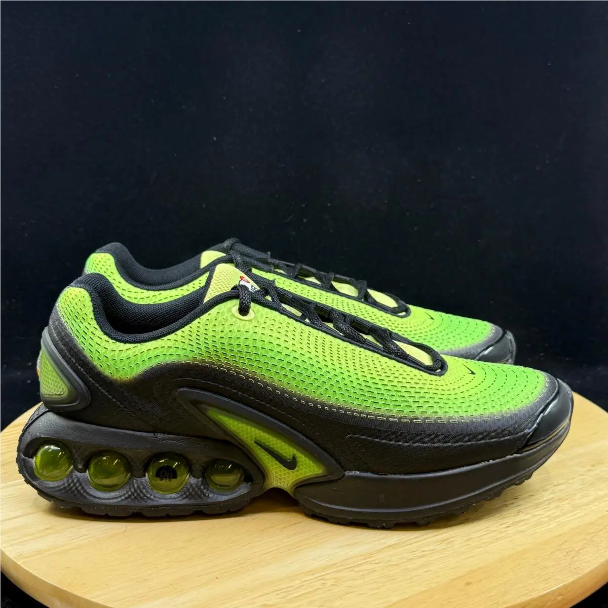 Nike shoes - Green 3