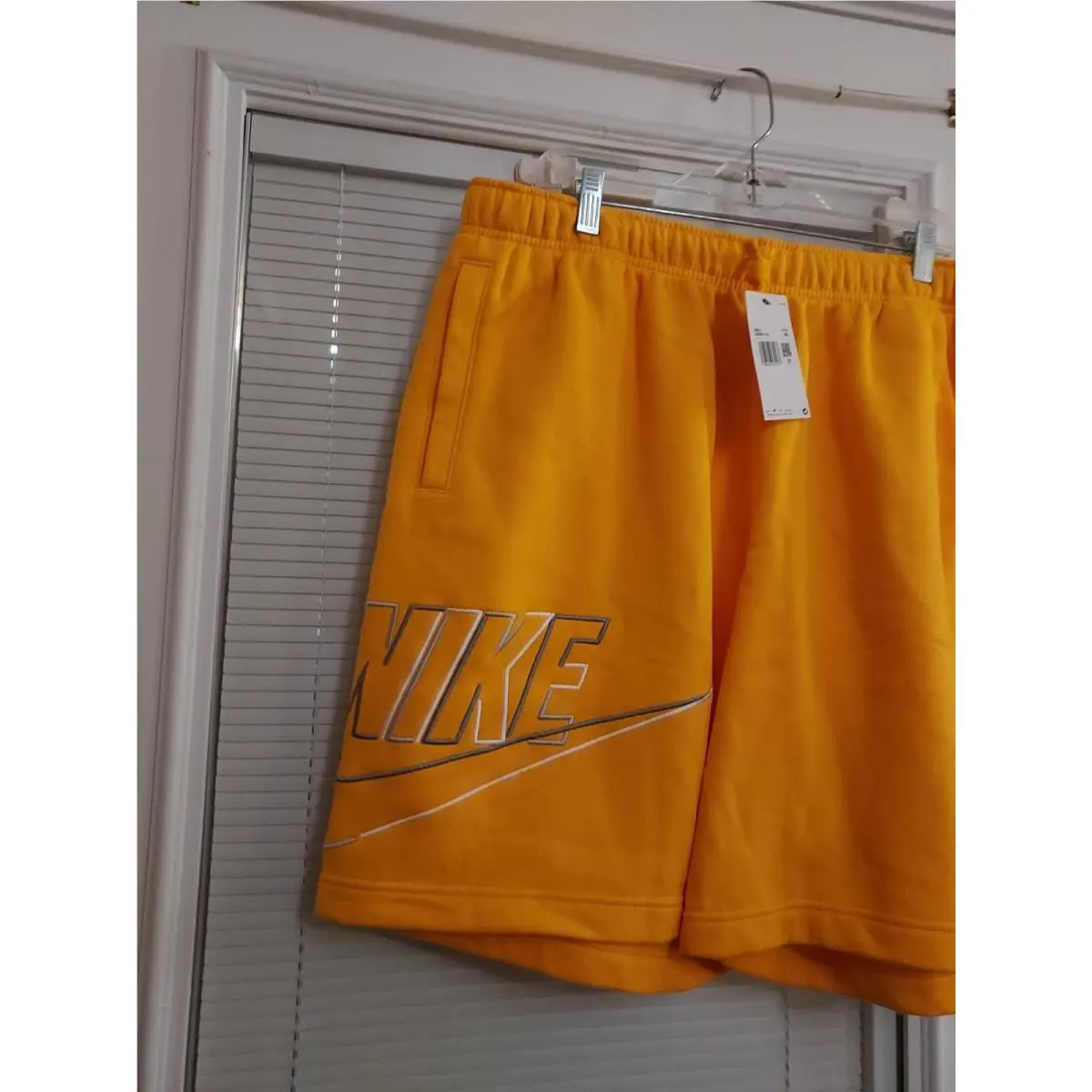 Nike clothing - Yellow 9