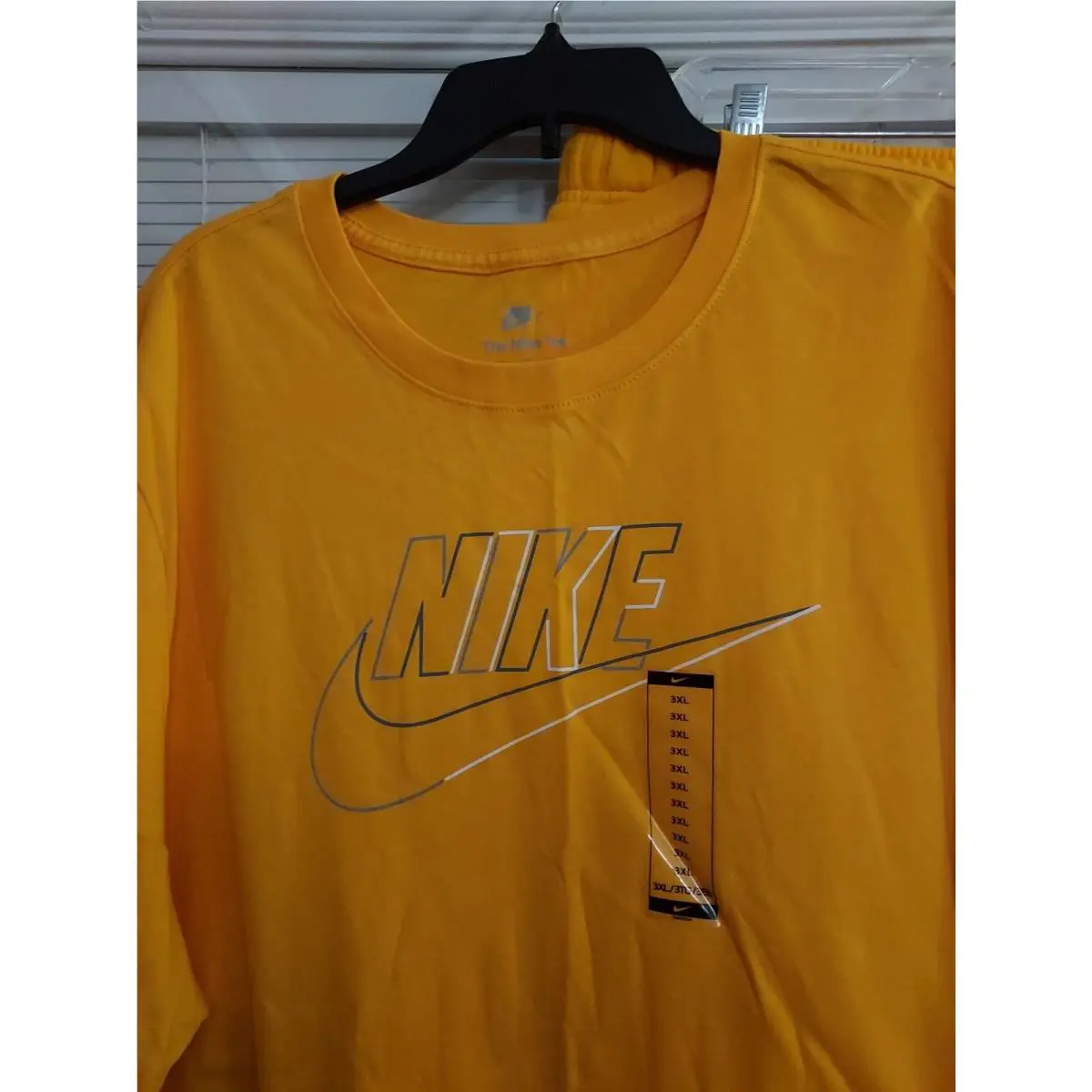 Nike clothing - Yellow 2