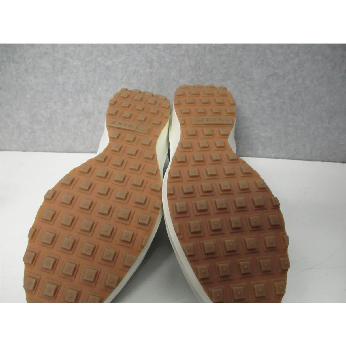 Nike shoes - Nike Waffle Debut - Waffle Debut - Gray 4