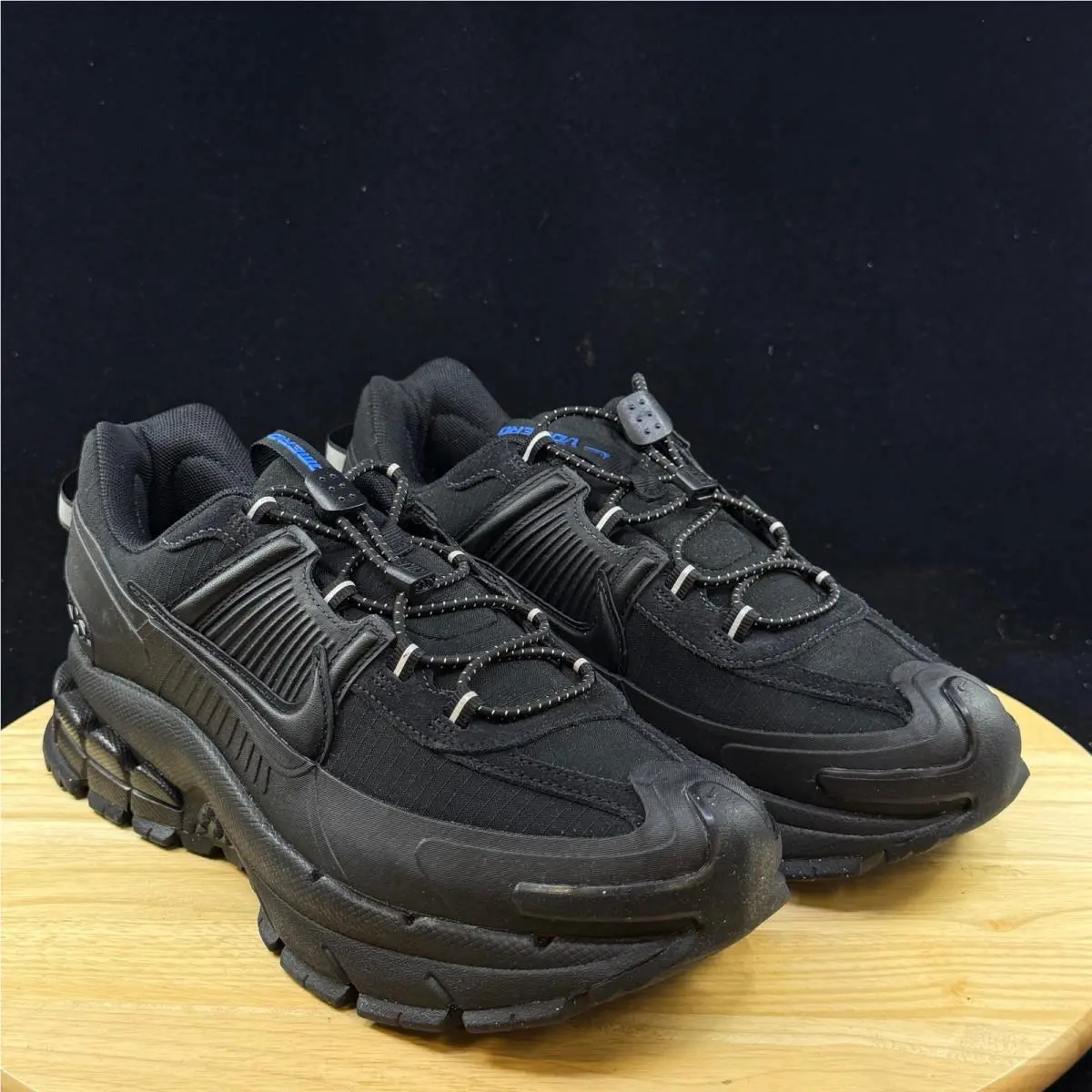 Nike shoes - Black 3