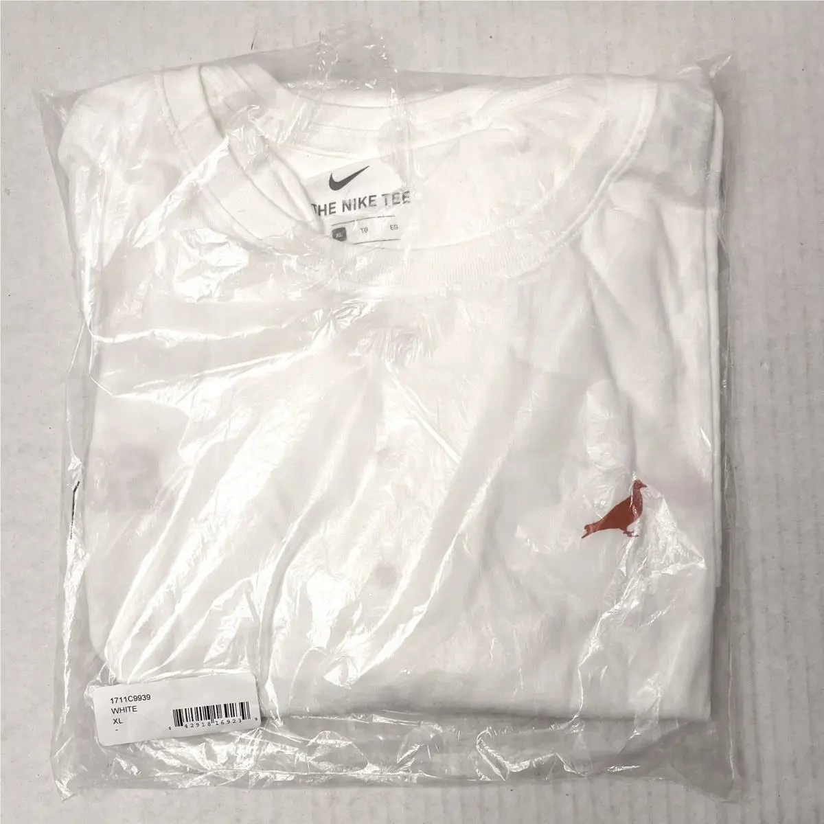 Nike clothing - White (UPC: 842918169239) 2