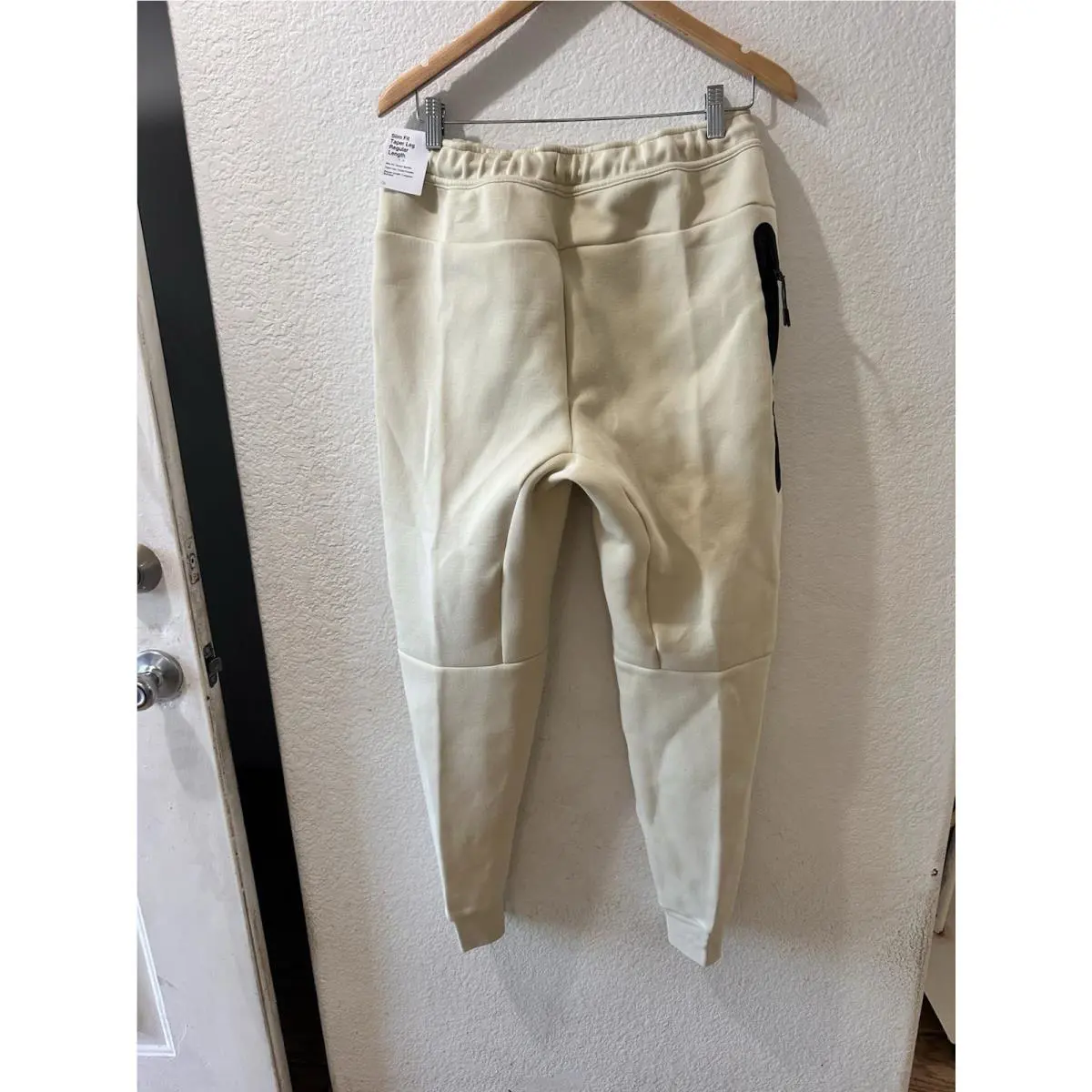 Nike clothing - Cream 10