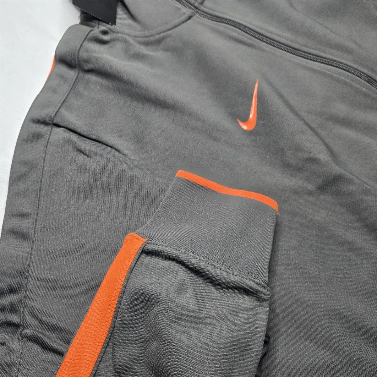 Nike clothing - Nike Kobe Bryant KB24 - Kobe Bryant - 451041-065 - Gray (UPC: 886066092360) 1