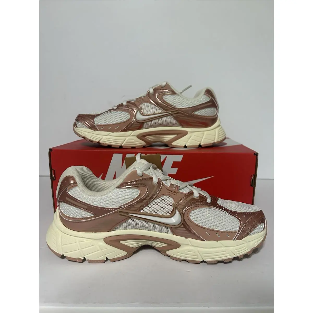 Nike V5 Rnr Womens Running Shoes Sneakers Size 9 White / Rose Gold IQ9426 133